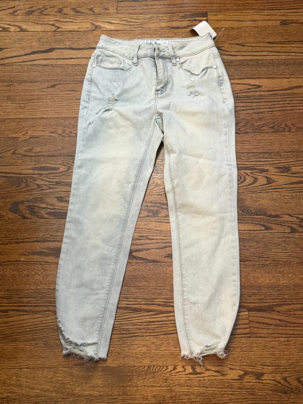 Indigo Rein Light Gray-Blue Ankle Crop Jeans
